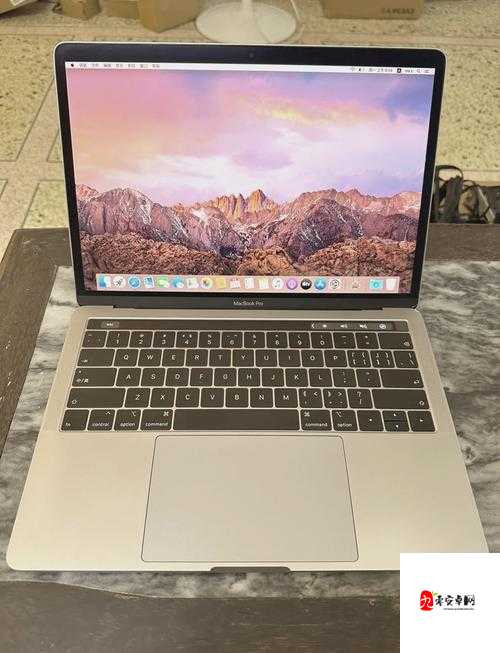 全新性系 MacBook Pro 高清:带来极致视觉体验与强大性能