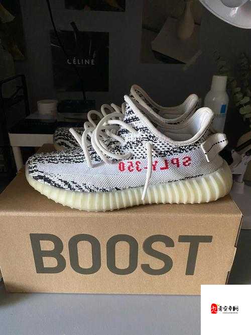 Yeezy380 蜜桃粉和白色据传有剧本炒作:背后真相令人震惊