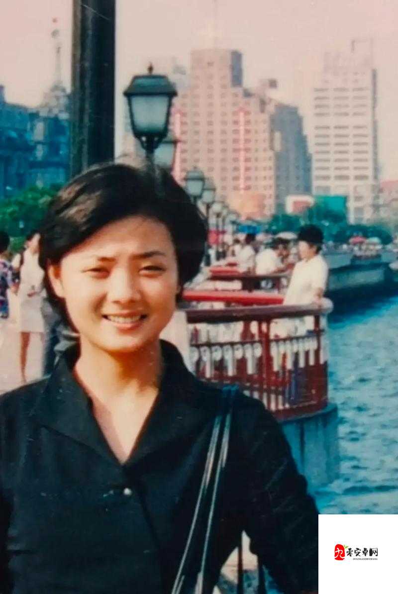她开始慢迎迎合徐平雪周玉梅:一段充满曲折的故事