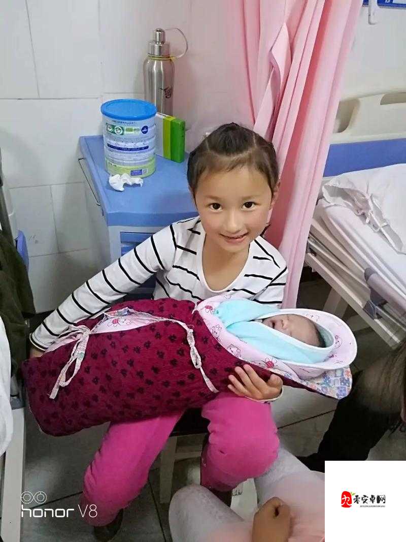 探索母女情深的故事:母爱的伟大与女儿的成长之路