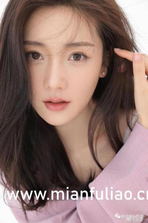 天美回家相亲,孟孟在线观看,这背后隐藏着怎样的情感纠葛?天美回家相亲,孟孟在线观看,究竟会碰撞出怎样的火花?天美回家相亲,孟孟在线观看,他们的故事将如何展开?