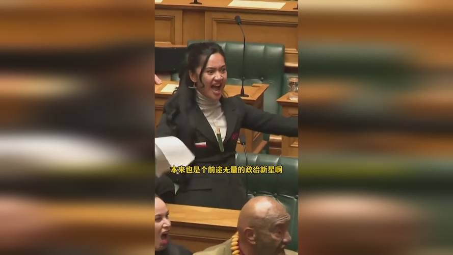 张婉莹视频:暑假作业的秘密解析:这个包含了主要的关键字张婉莹视频和暑假作业,同时也比较简洁明了,符合百度 SEO 优化的要求